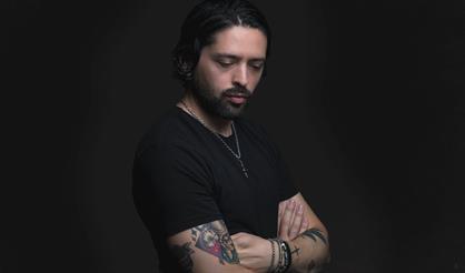 Шоу «Metallica Romance»