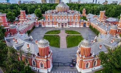 Петровский путевой дворец