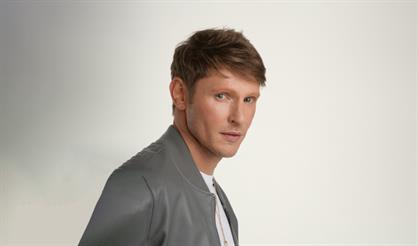 Алексей Елистратов и «REVOЛЬVERS»