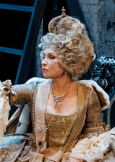 Любовь у трона