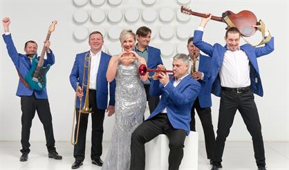 Рождественский фестиваль при свечах на ВДНХ. Jazz Dance Orchestra