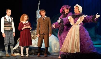 Елка "Тайна старого шкафа"