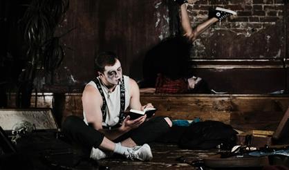 В ожидании Годо