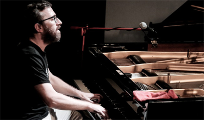 Ансамбль средиземноморской деконструкции и Алина Ростоцкая