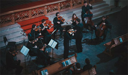 Рафаэль и Тициан. Ночь в соборе. Вселенная Бах