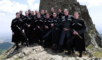 Патриарший хор собора Святой Троицы в Тбилиси