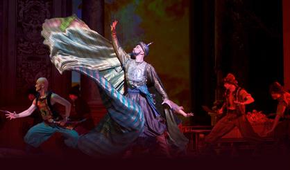 Бахчисарайский фонтан. Театр "Астана Опера"