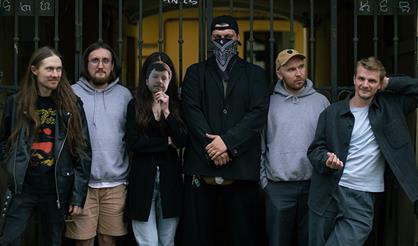 Црвених Цветова x Ходьба