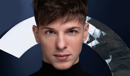 Александр Эгромжан. «Танцуем на розах»