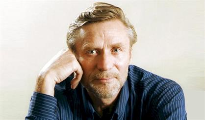 Александр Михайлов. Новогодний вечер при свечах