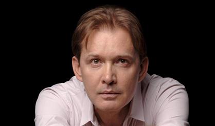 Олег Погудин с программой "Песни любви"