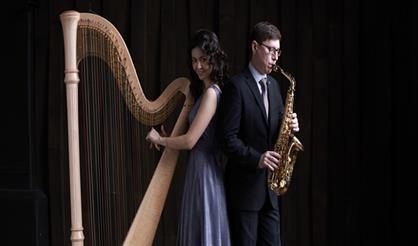 Романтический вечер при свечах с арфой, органом и саксофоном