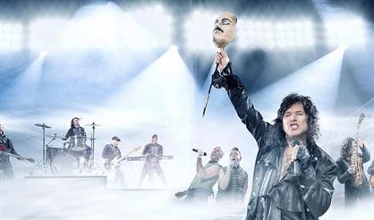 Age Sten Nilsen. The Show Must Go On