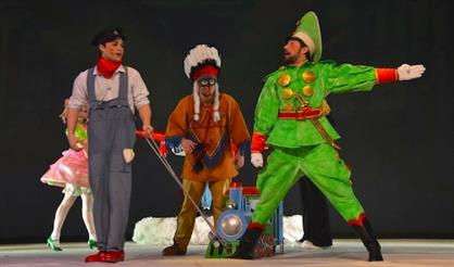 Необыкновенный побег игрушек