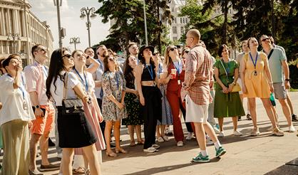 Стендап-экскурсия по Патрикам