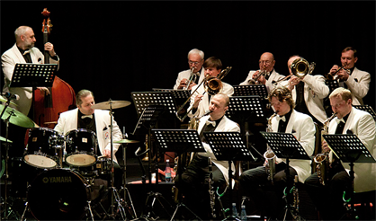 Оркестр им. Лундстрема. "И хорошее настроение"