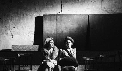 Две дамо4ки в сторону Севера