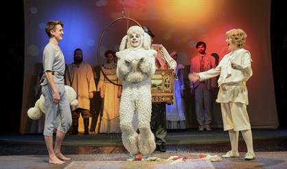 Белый пудель