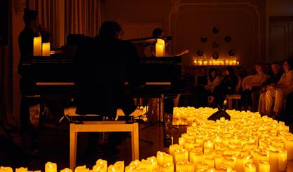 Джаз и музыка Голливуда в сиянии тысячи свечей