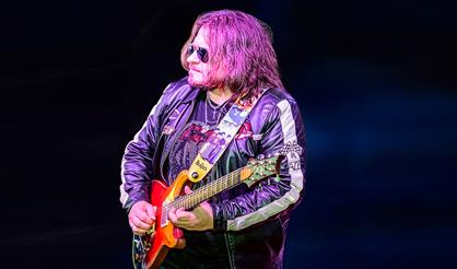 Guitar Holiday. Роман Мирошниченко и друзья