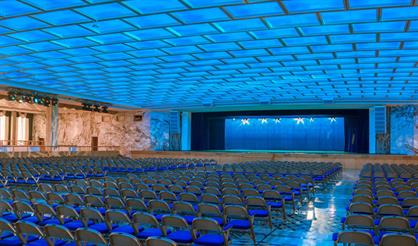 Творческий вечер в преддверии 8 Марта с Антоном Хабаровым