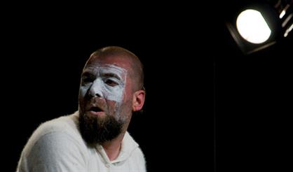 Па-дражание драматической машине