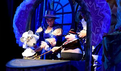 Дюймовочка