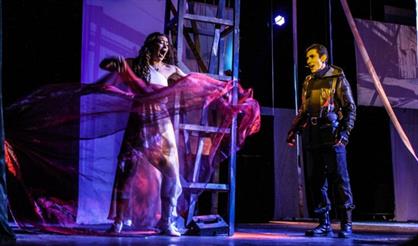 451 градус по Фаренгейту