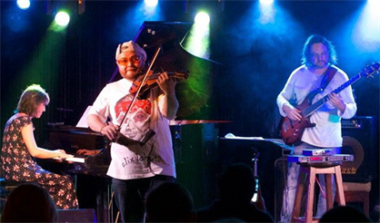 Феликс Лахути & Universalove