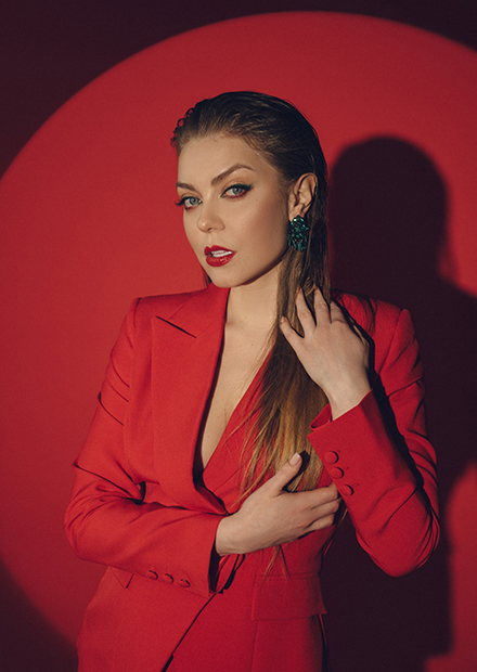 Акула (Оксана Почепа)