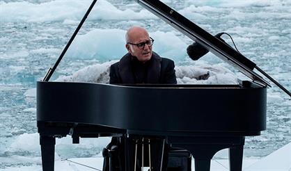 Людовико Эйнауди 2.0. Концерт при свечах в DKRT