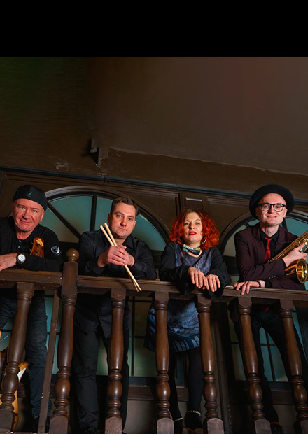 Nadin Smith и N-Code Band
