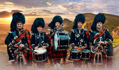 Оркестр волынщиков City Pipes. "Храброе сердце" с песочным шоу