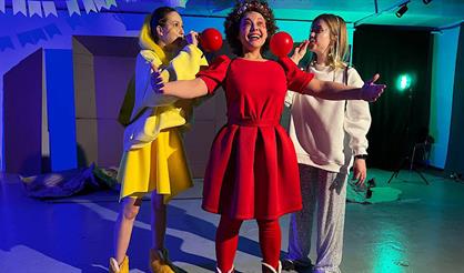 Новогодняя история игрушек