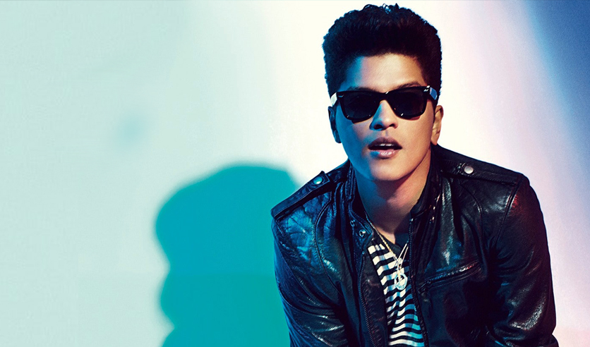 Bruno mars talking to the. Bruno Mars moonshine. Bruno Mars - moonshine Single.