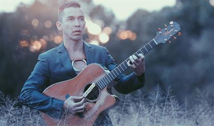 Makana (гавайская гитара), США