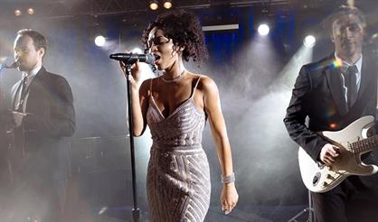 World Hits in Jazz. Diamond Black