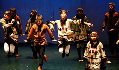 "Друзья встречаются вновь"