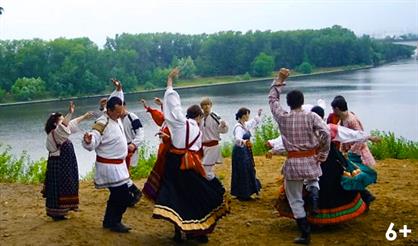 Вниз по матушке, по Волге