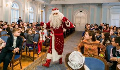 Волшебство рождественского бала. Волшебный смычок