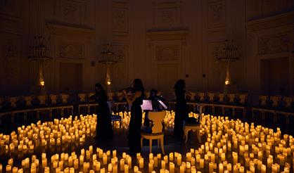 Рождество во Дворце: шедевры классики в сиянии тысячи свечей