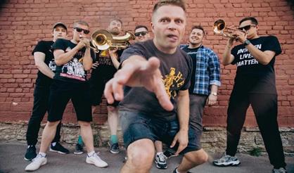 Включай Микрофон! (Санкт-Петербург)