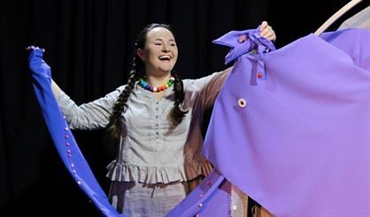 Хамелеон идет в гости