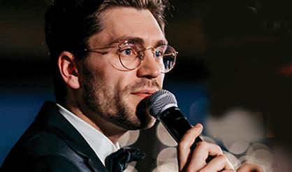 Антон Ярославский. «Тихая ночь»