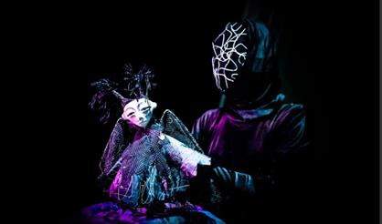 Книжная лавка под дождем