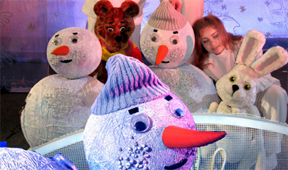 Новогоднее путешествие снеговиков