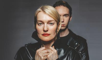 ЭТО ВСЕ ОНА