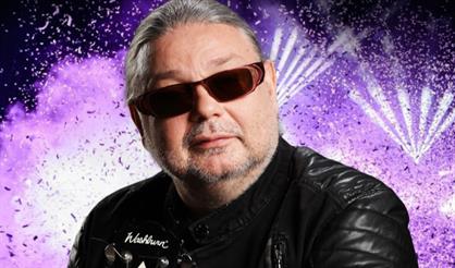 Владимир Захаров и группа "Рок-острова"