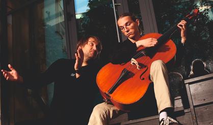 Sky Fashion. Малиновый морс и крекер.