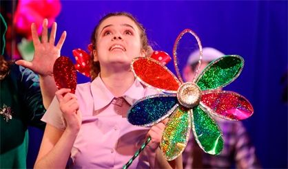 Про девочку и цветок